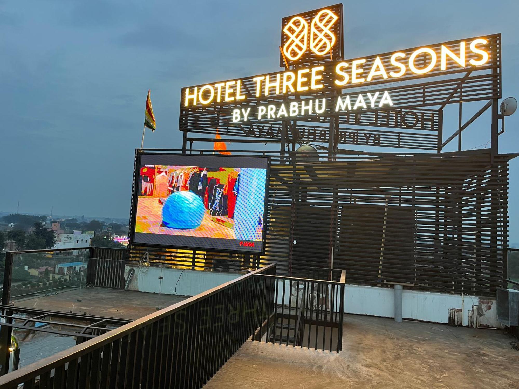 Hotel Three Seasons Vrindavan Exterior photo